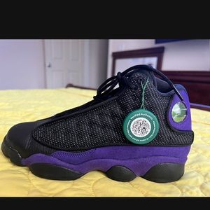 Jordan’s kid size 6.